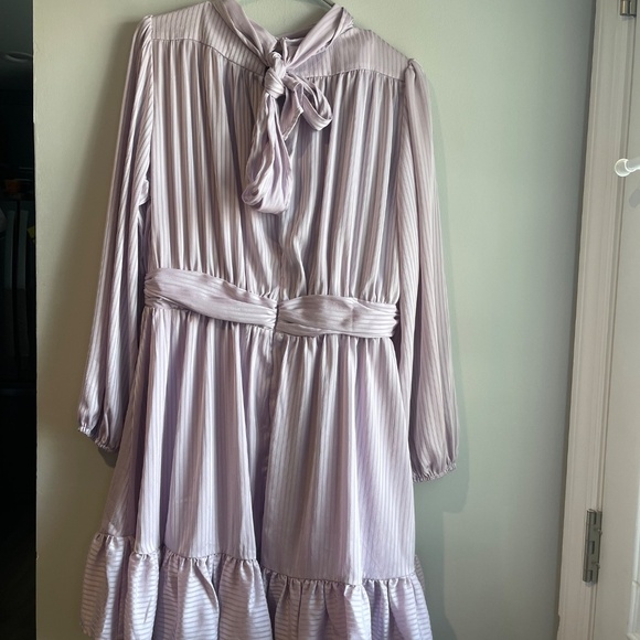 ENTRO Knee-Length Mock Neck Lavender Dress - Large - NWT - Picture 3 of 11